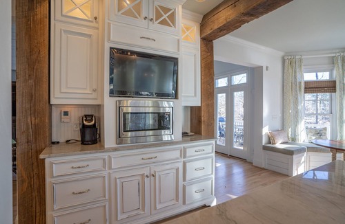 Greensboro House | Luxury lakefront Lake Oconee retreat available for 31+ day stays