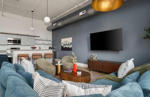 Downtown Chattanooga House | Luxury Loft Walk to Restaurants Nightlife