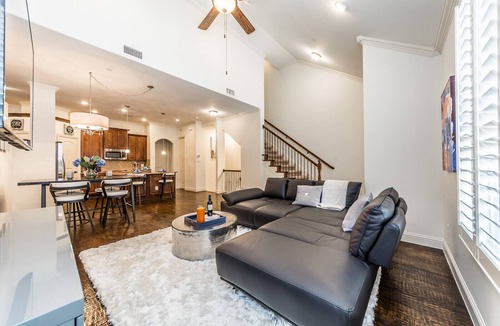 Legacy Park House | Luxury Modern Townhome at Shops @ Legacy