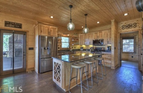 Aska Cabin | Luxury Mountain Cabin with Stunning Panoramic Views