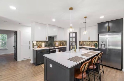 Plano House | Luxury Oasis 5B 2B+Jacuzzi+Pet Friendly
