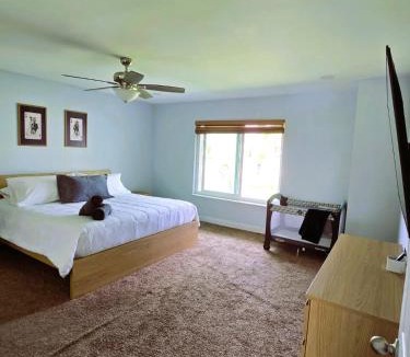Wellington Villa | Luxury Pool Home with Private Screened Patio Family Friendly in Wellington