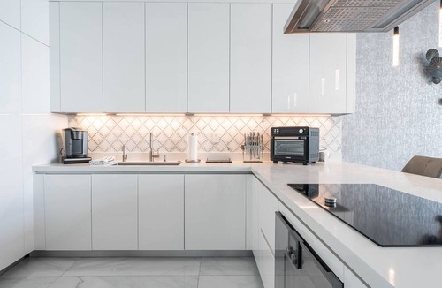 Hollywood Lakes Condo | Luxury Private Condo W/Jacuzzi and Ocean View!