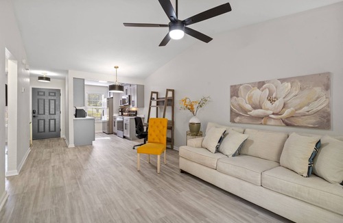 Tallahassee House | LUXURY RENOVATED TOWNHOUSE CLOSE I-10