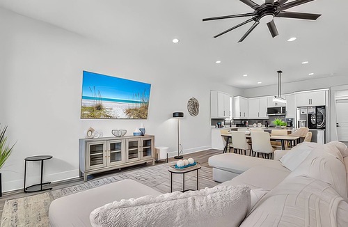 Bahama Beach House | Luxury Townhouse, Private Saltwater Pool, Steps to Beach