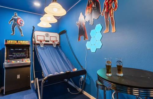 Sunset Lakes House | MagicalFairyTale | Pool, Theater & Themed Rooms 16