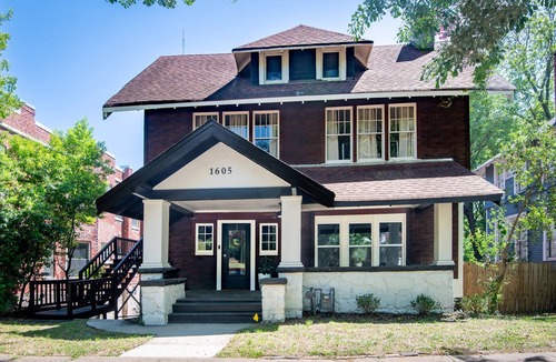 Five Points South Apartment | Magnolia Middle Suite| Queen Beds/Couples/Downtown