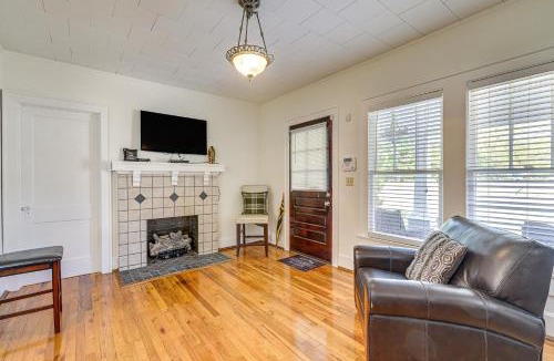 Pine Mountain House | Main Street Home: 1 Mile to Callaway Gardens