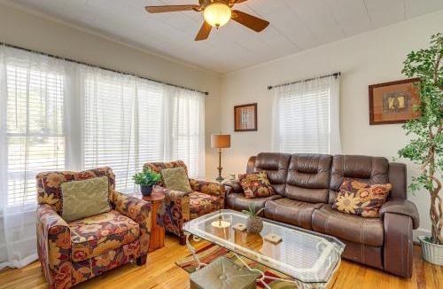 Pine Mountain House | Main Street Home: 1 Mile to Callaway Gardens