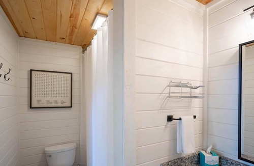 Dillard Cottage | Maison Blanche @ Julep Farms near Highlands, NC