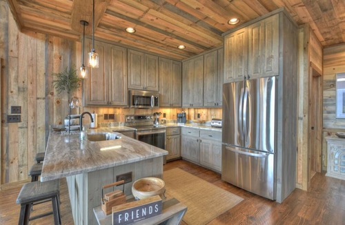 Epworth House | Majestic Mountain Retreat Hot Tub Pool Table