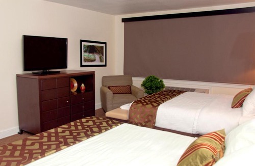 Brownsville Hotel | Mammoth Cave Lodge and Cabins