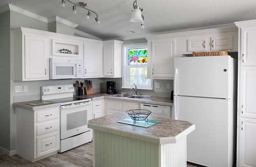 Cudjoe Key House | MANATEE HIDEAWAY 35' Seawall with Easy Ocean Access Atlantic Open Water or Gulf