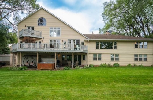 Anoka House | Manor on the River Lower Level