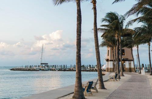 Marathon House | Marlin Bay Resort & Marina Managed by Elite Alliance Hospitality