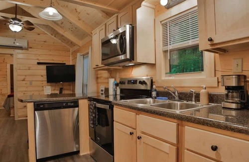 Chattanooga Cabin | Martha Tiny Cabin at Lookout Close to Downtown