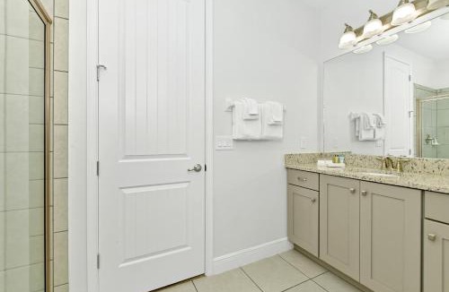 Historic Downtown Kissimmee Apartment | Marvelous Home Near Disney With Private Pool And Waterpark & Resort Access At Encore Resorts Reunion - 250Cl