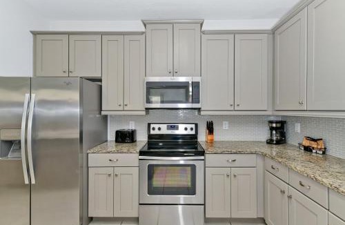 Historic Downtown Kissimmee Apartment | Marvelous Home Near Disney With Private Pool And Waterpark & Resort Access At Encore Resorts Reunion - 250Cl