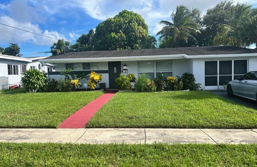 Sunrise House | Marvelous house with AC in Fort Lauderdale, 2 private rooms 2 shared beds