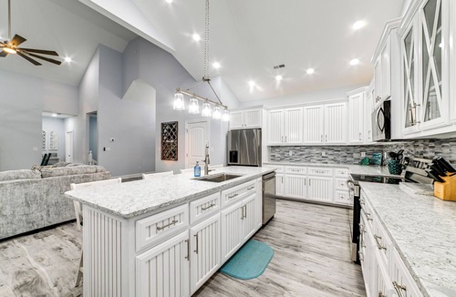 Waverly House | Massive Lake Views & Stunning Sunsets: Waverly Gem