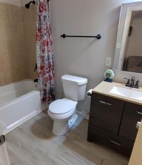 Pittsburgh House | McDaniel Quaint Private Room & Bath in Shared Home #5