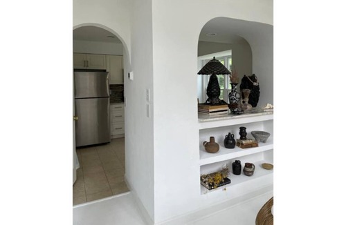 Countryside House | Mediterranean Getaway - Single Family Home