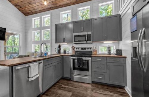 Menlo House | Menlo GA Tiny Home Experience