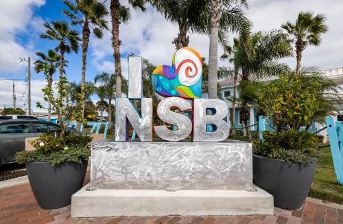 New Smyrna Beach House | Mermaid's Playground