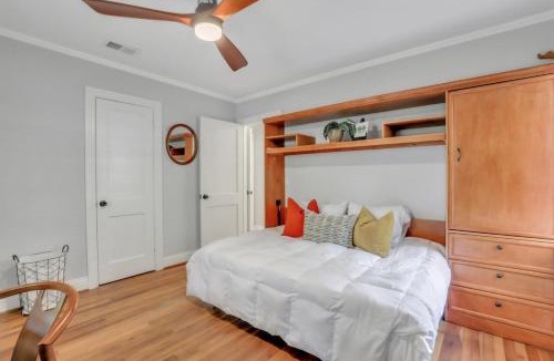 Statesboro House | Mid-Century Bungalow - Blue Mile & Close to GSU