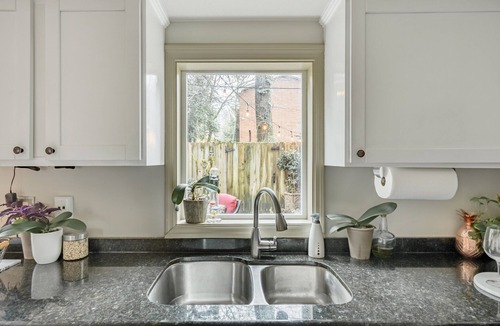 Midtown House | Midtown Townhome by Piedmont Park & Peachtree St