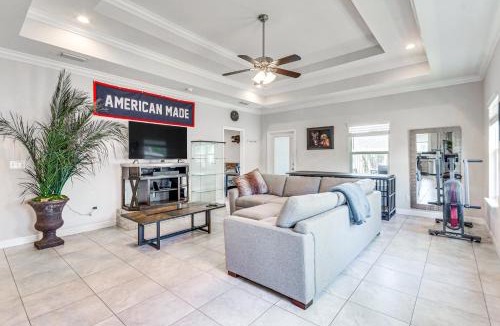 Mary Esther House | Military-Friendly Home Near Navarre Beach & Base!