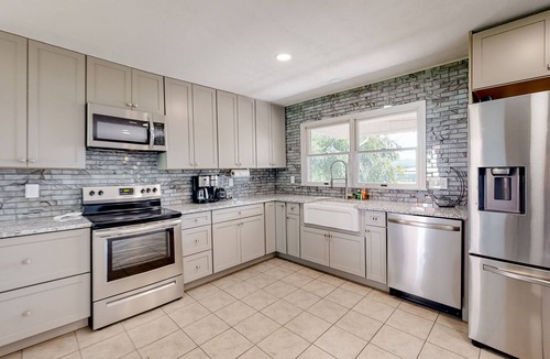 Mills River House | Mills River Brew House | House in Mills River with mountain views