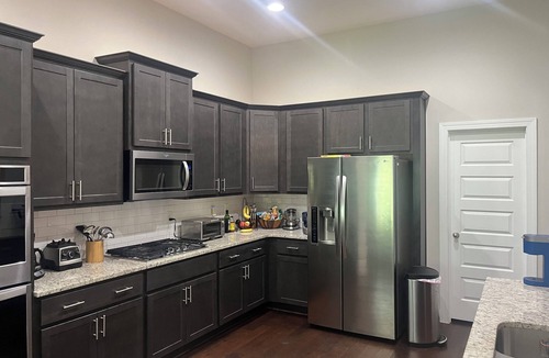 Auburn House | Mimms Trail Haven - Luxury Living in Auburn!