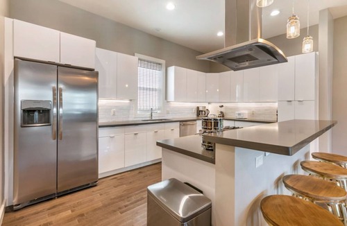 Mid-City House | Modern 4BR Townhouse in Bienville Villas