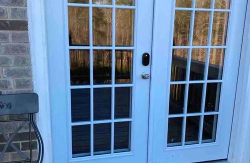 Buford Apartment | Modern, access to everything 3 min to lake Lanier.