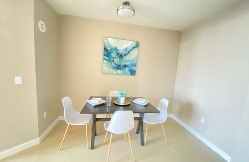 Downtown West Palm Beach Condo | Modern bright Condo