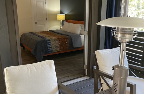 Stone Mountain House | Modern Cabin of Stone Mountain