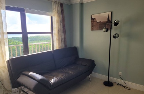 Hutchinson Island South Condo | Modern, comfortable, sunlit condo in old quiet, clean, relaxing Florida