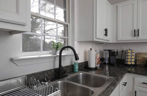Cartersville House | Modern Cozy 2 BR Farmhouse style Townhome with Two Private Baths