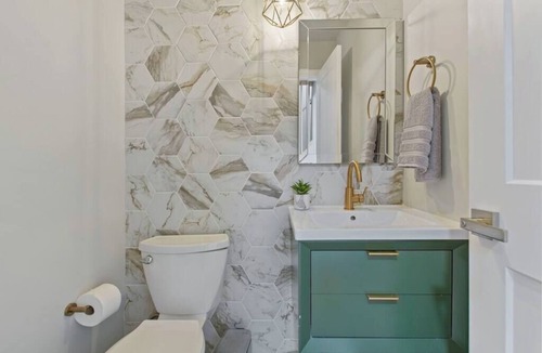 Midtown House | Modern Designer 3 Bedroom Townhouse in Midtown