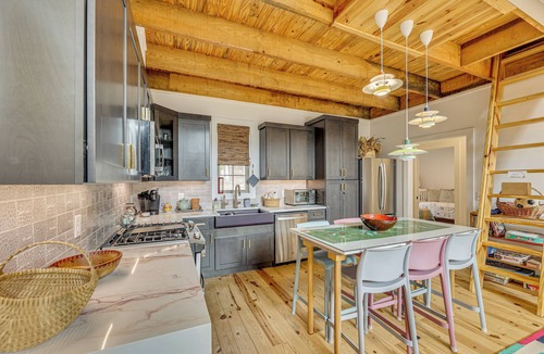 Little Kowaliga Cottage | Modern Home Near Lake Martin: Fishing Pond On-Site