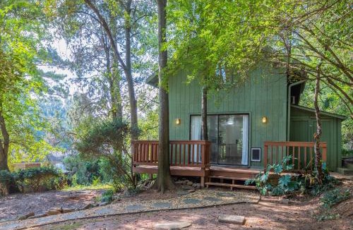 Greater Valley Brook House | Modern Loft Carriage House
