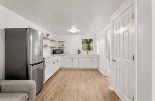 Greater Valley Brook House | Modern Loft Carriage House