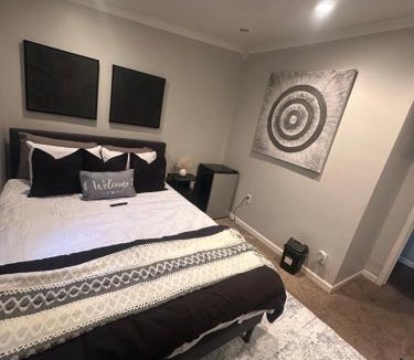 Little Rock House | Modern Private Room Easy Access to Everything