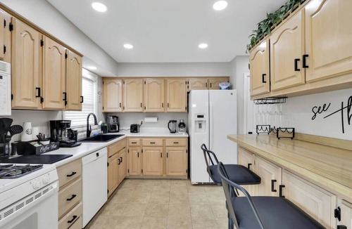 Speedway House | Modern, spacious 3 BR/2 BA in Speedway w/beautiful outdoor deck and landscaping