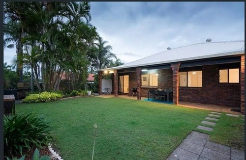 Mooloolaba House | Mooloolaba Beach House- Pet friendly