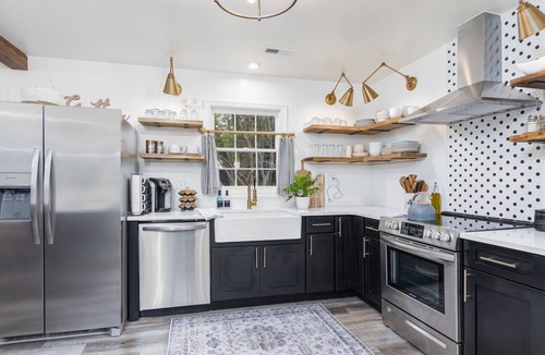 Taylors House | Moss Oak Modern Retreat - completely renovated modern home in Greenville area