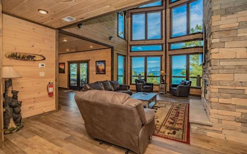 Sevierville Villa | Mountain Dreams