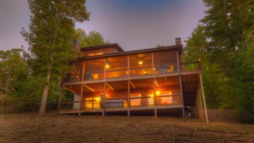 Mineral Bluff House | Mountain Laurel Hideaway
