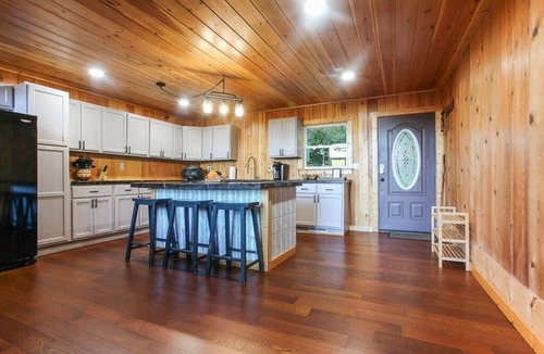 Robbinsville Cabin | Mountain View - Large Open Deck - Gas Fireplace